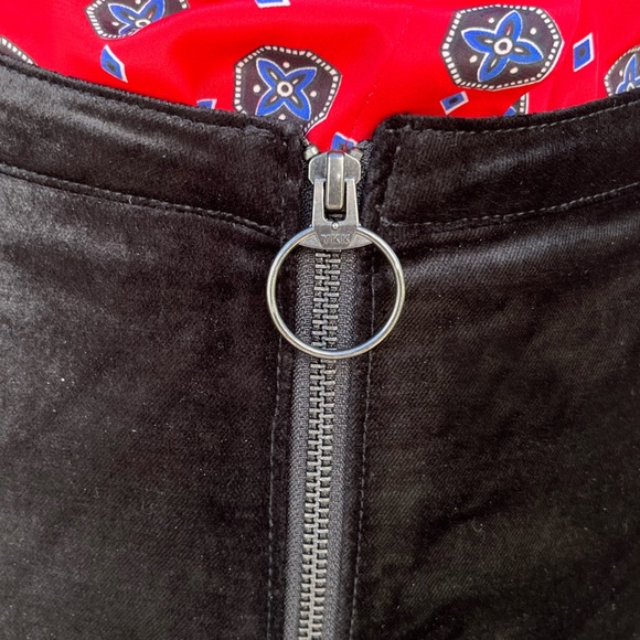 Free People Funkytown Zip Up Black Velvet A-line High Waisted Mini Skirt - Picture 5 of 6